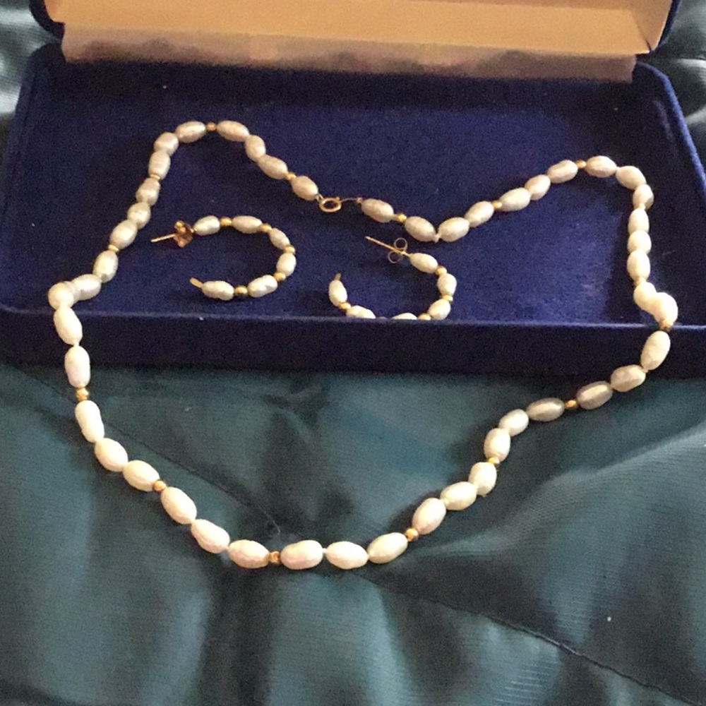 Necklace and earrings